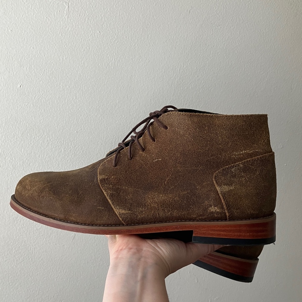 Nisolo • Lace Up Everyday Chukka Boot in Brown Suede